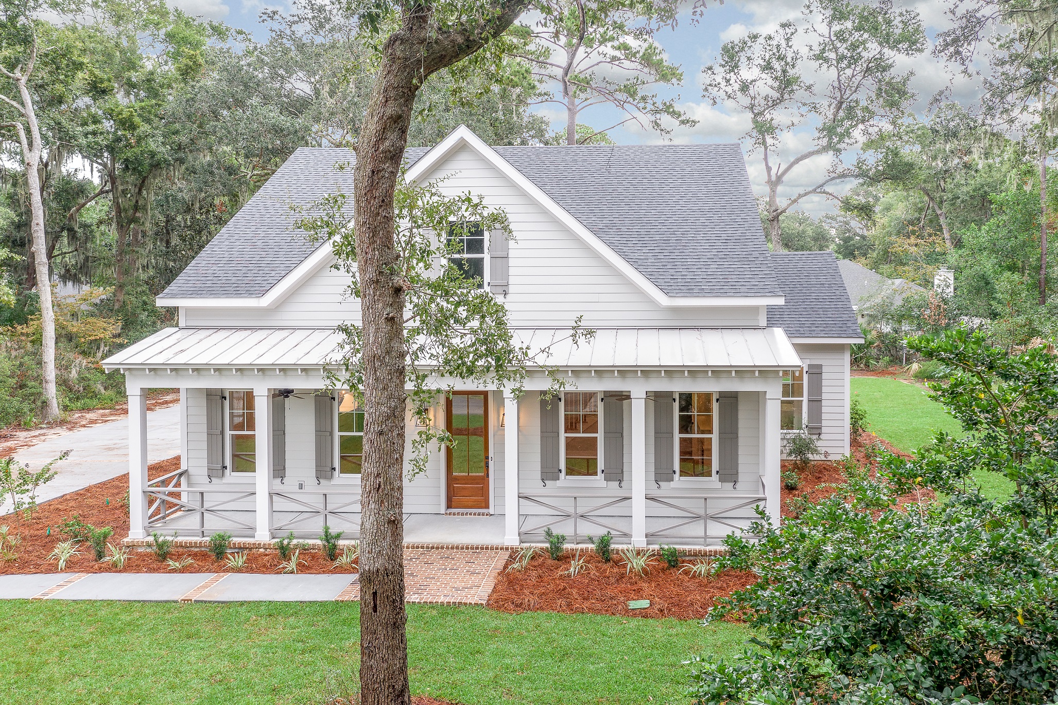 Savannah Playhouse Big Backyard - House Backyards